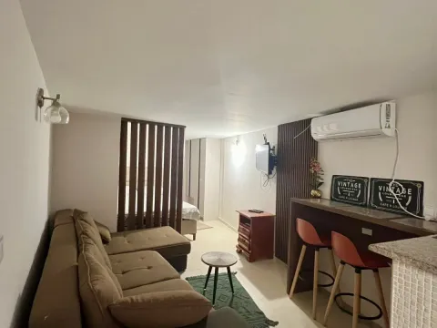 Izdavanje, garsonjera, 35m², Budva, Crna Gora - image 1