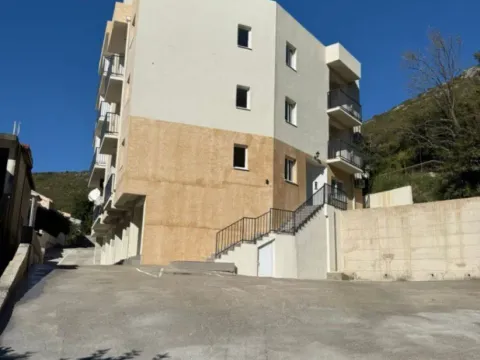 Sale, studio apartment, 55m², Petrovac, Budva - image 3