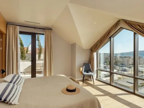 Sale, two bedroom apartment, 179m², Porto Montenegro, Tivat - image 8