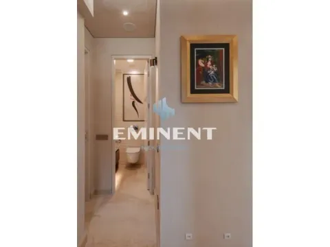 Izdavanje, trosoban stan, 128m², Stari Grad, Beograd - image 14