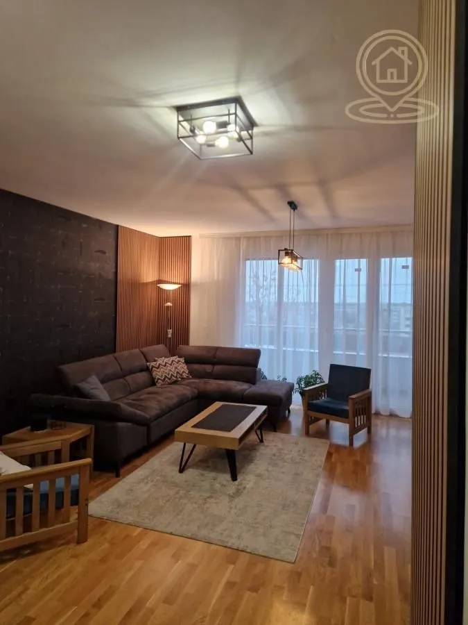 Prodaja, četvorosoban stan, 98m², Petrovaradin, Novi Sad