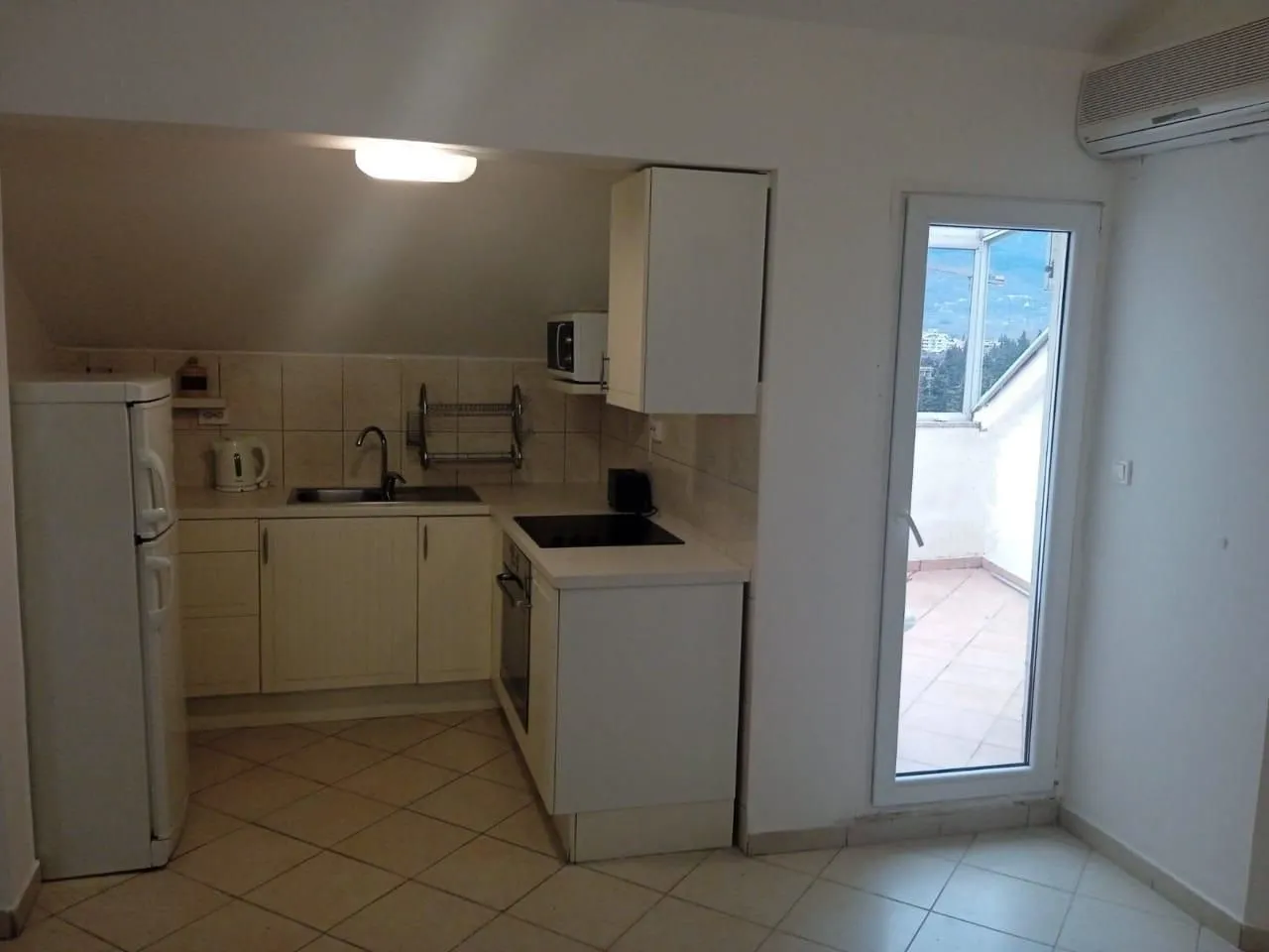 Sale, three bedroom apartment, 100m², Bar, Crna Gora