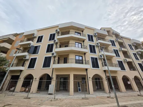 Prodaja, trosoban stan, 114m², Budva, Crna Gora - image 22