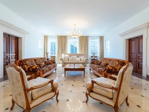 Sale, house, 1100m², Dobrota, Kotor - image 8