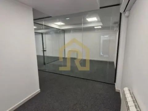 Izdavanje, poslovni prostor, 139m², Banovo Brdo, Beograd - image 5