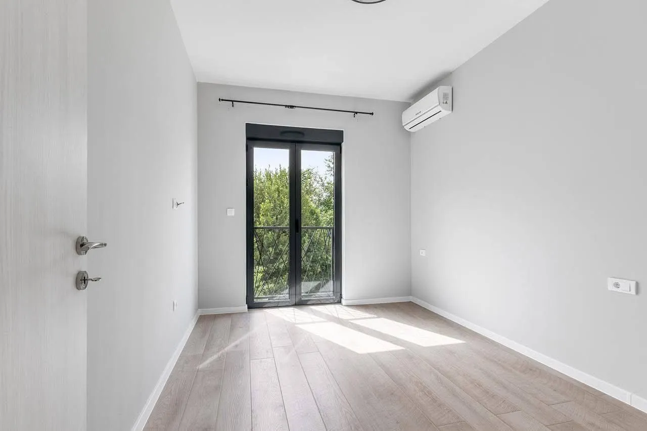 Rent, three bedroom apartment, 81m², Porto Montenegro, Tivat