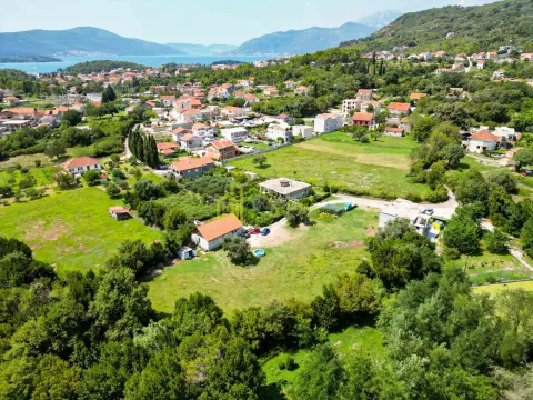 Prodaja, plac, 1200m², Tivat, Crna Gora - image 2