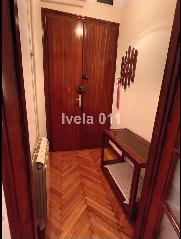 Rent, two bedroom apartment, 45m², Vračar Sve Podlokacije, Beograd
