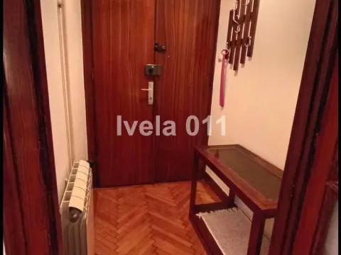 Rent, two bedroom apartment, 45m², Vračar Sve Podlokacije, Beograd - image 11