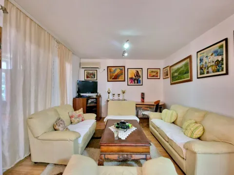 Sale, house, 165m², Bečići, Budva - image 18