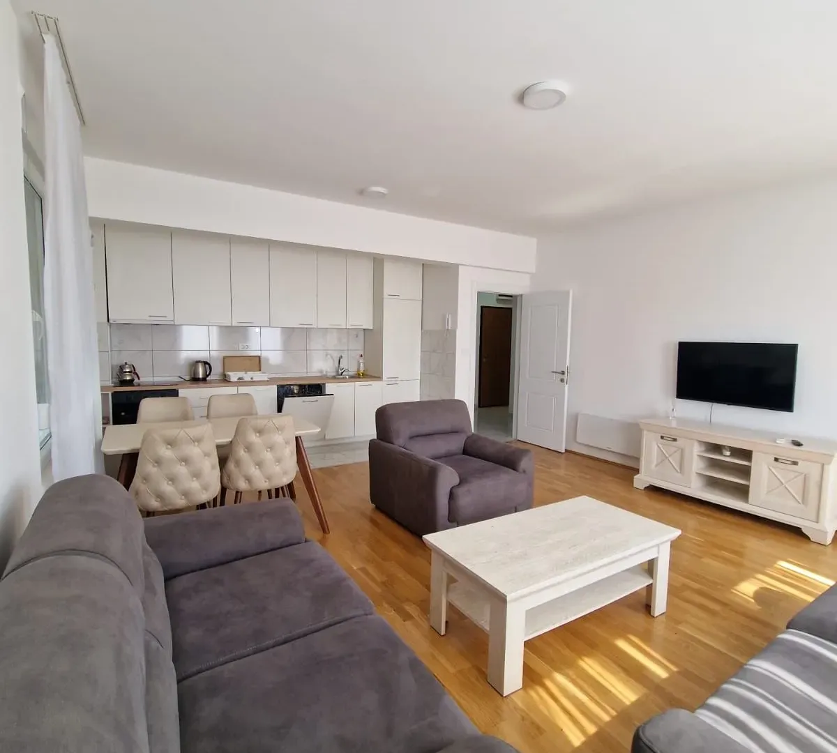 Prodaja, dvosoban stan, 70m², City Kvart, Podgorica