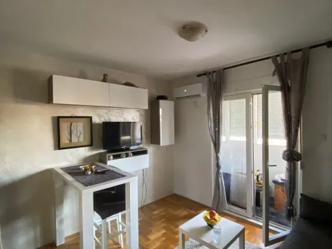 Rent, studio apartment, 24m², Zabjelo, Podgorica - image 3