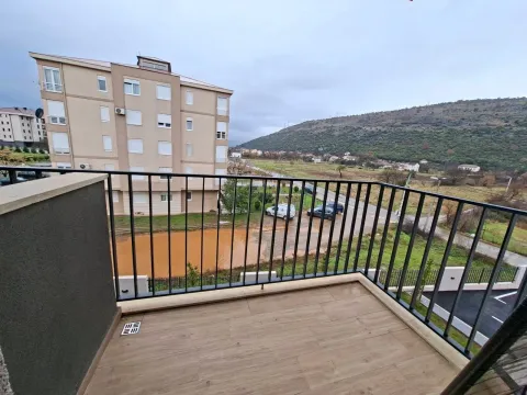 Rent, one bedroom apartment, 40m², Tološi, Podgorica - image 5