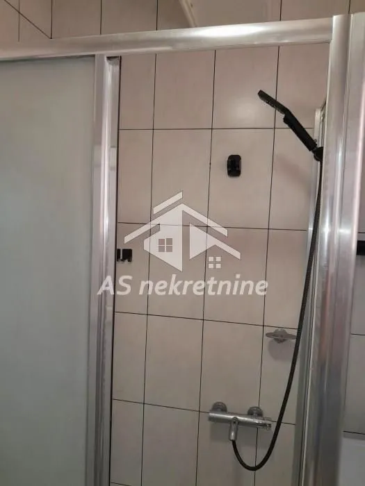 Rent, three bedroom apartment, 80m², Čukarica, Beograd