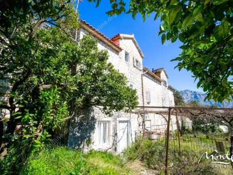 Prodaja, kuća, 139m², Kotor, Crna Gora