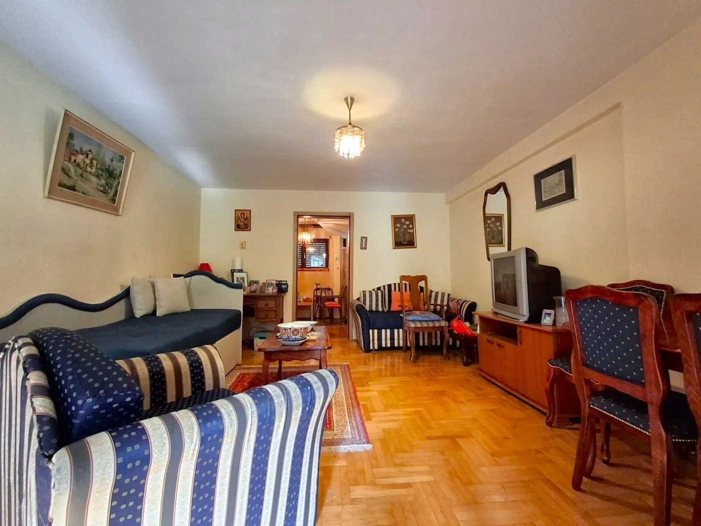 Sale, house, 183m², Gorica C, Podgorica