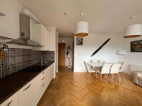 Prodaja, stan, 78m², Kotor, Crna Gora - image 8