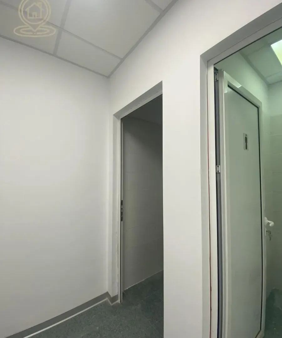 Rent, office space, 528m², Dom zdravlja, Niš