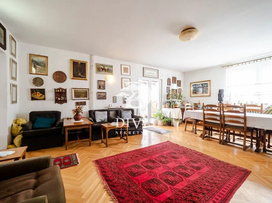 Prodaja, četvorosoban stan, 336m², Zeleno Brdo, Zvezdara Sve Podlokacije