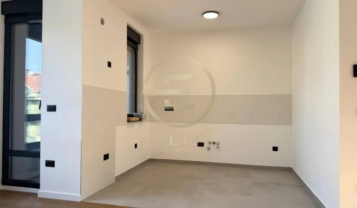 Prodaja, stan, 98m², Grbavica, Novi Sad Sve Podlokacije