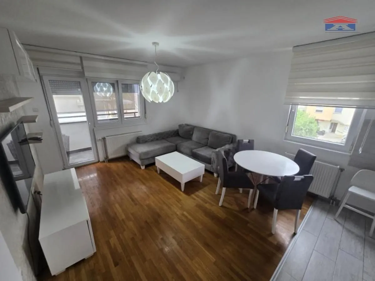 Rent, two bedroom apartment, 60m², Novo naselje, Novi Sad