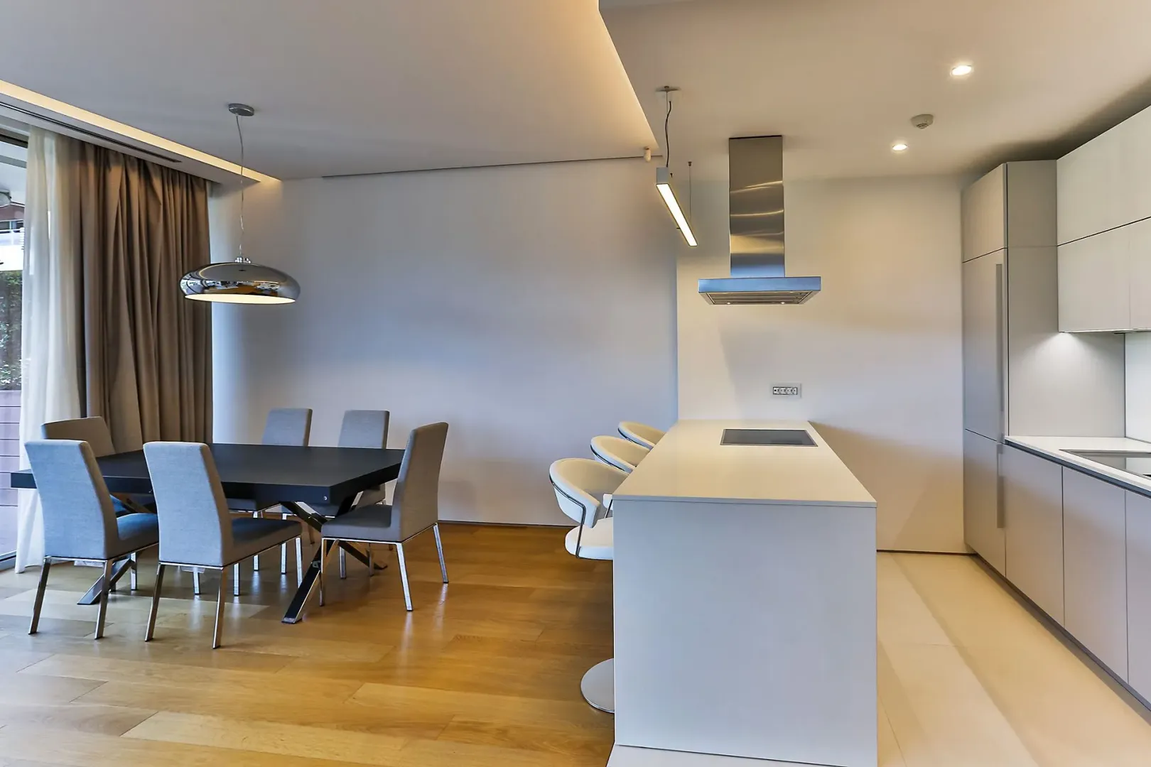 Prodaja, dvosoban stan, 160m², Boreti, Budva