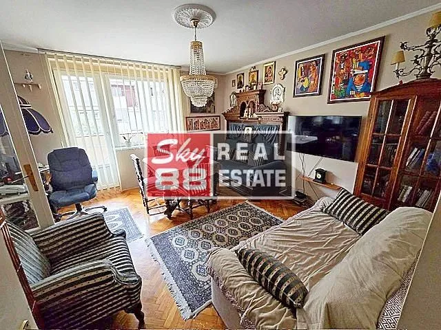 Sale, three bedroom apartment, 100m², Vračar Sve Podlokacije, Beograd