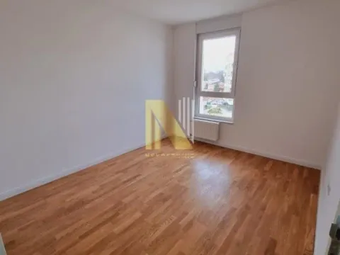 Prodaja, trosoban stan, 63m², Bulevar patrijarha Pavla, Novi Sad Sve Podlokacije - image 4