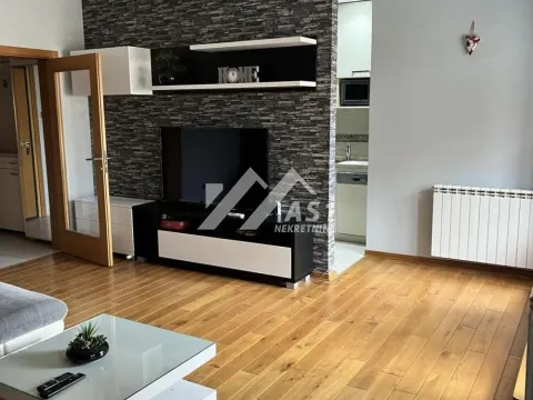 Rent, three bedroom apartment, 65m², Centar, Novi Sad - image 2