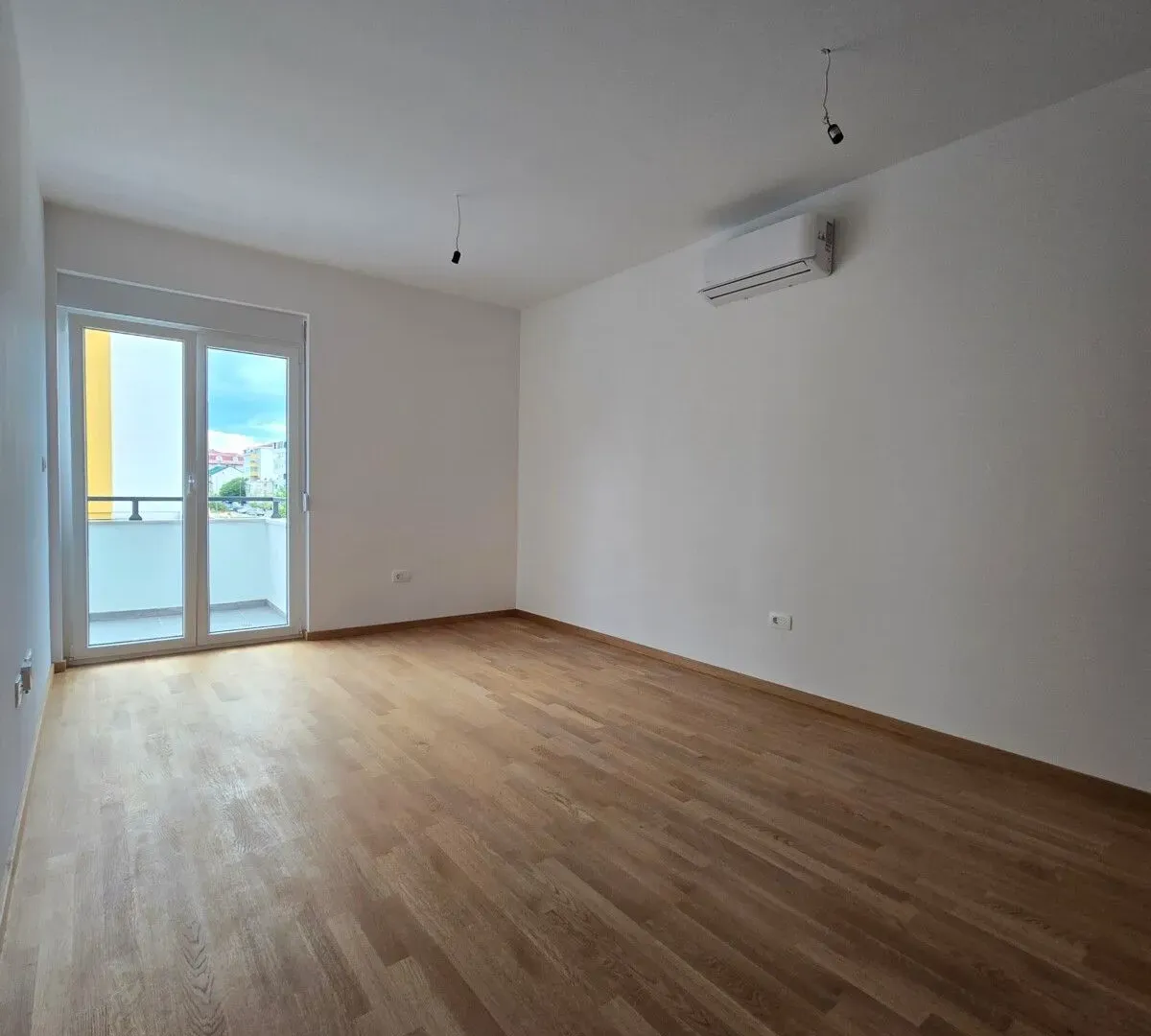 Prodaja, jednosoban stan, 45m², Pobrežje, Podgorica
