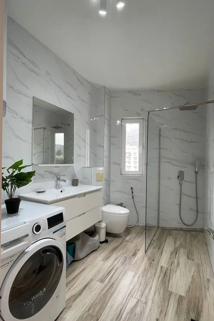 Sale, two bedroom apartment, 66m², Bečići, Budva