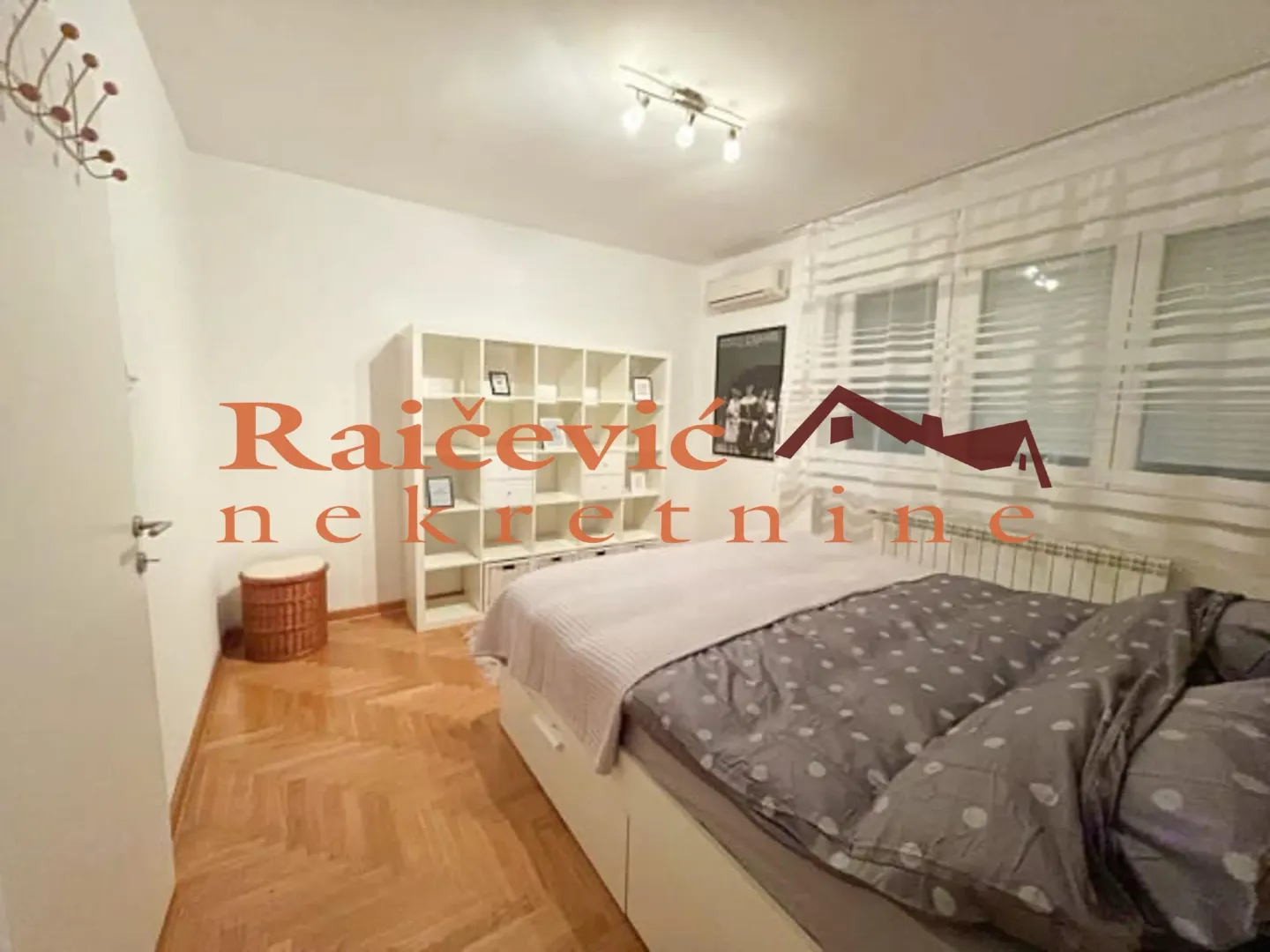 Prodaja, dvosoban stan, 62m², Vračar Hram, Vračar Sve Podlokacije