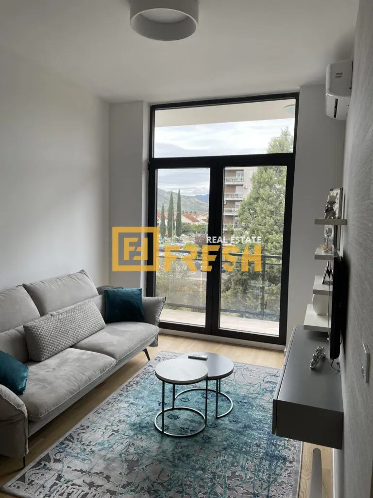 Rent, one bedroom apartment, 40m², Blok 9, Podgorica