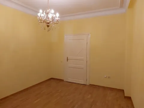 Izdavanje, poslovni prostor, 70m², Stari Grad, Beograd - image 6