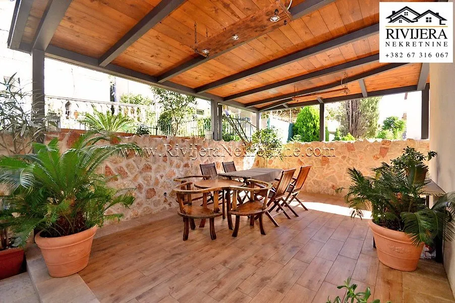 Prodaja, dvosoban stan, 138m², Savina, Herceg Novi