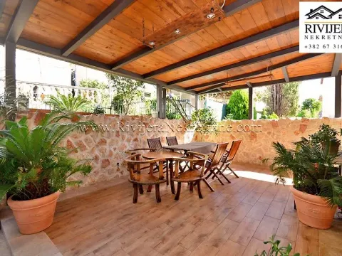 Sale, two bedroom apartment, 138m², Savina, Herceg Novi - image 17