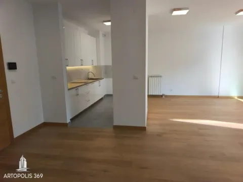 Prodaja, trosoban stan, 112m², Novi Beograd Blok 65, Novi Beograd Sve Podlokacije - image 5