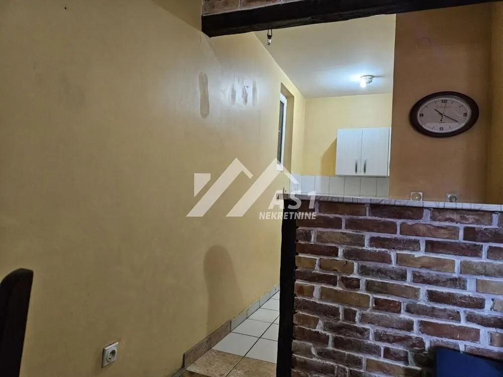 Prodaja, dvosoban stan, 53m², Grbavica, Novi Sad Sve Podlokacije