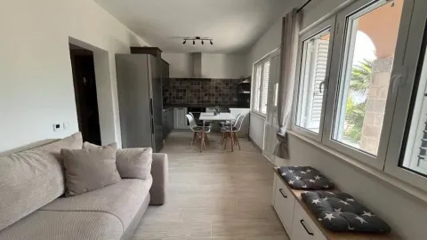 Prodaja, kuća, 145m², Prčanj, Kotor - image 4