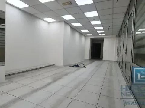 Izdavanje, poslovni prostor, 315m², Centar, Jagodina - image 7