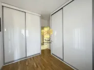 Izdavanje, trosoban stan, 110m², Zabjelo, Podgorica - image 11