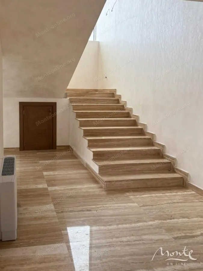 Prodaja, kuća, 1283m², Motički gaj, Žabljak