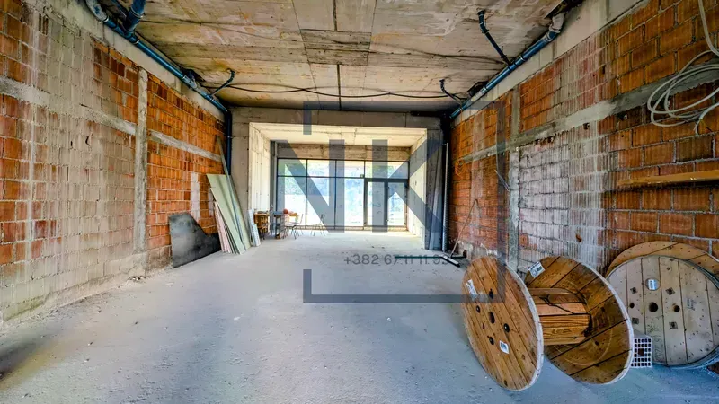 Rent, office space, 96m², Momišići, Podgorica