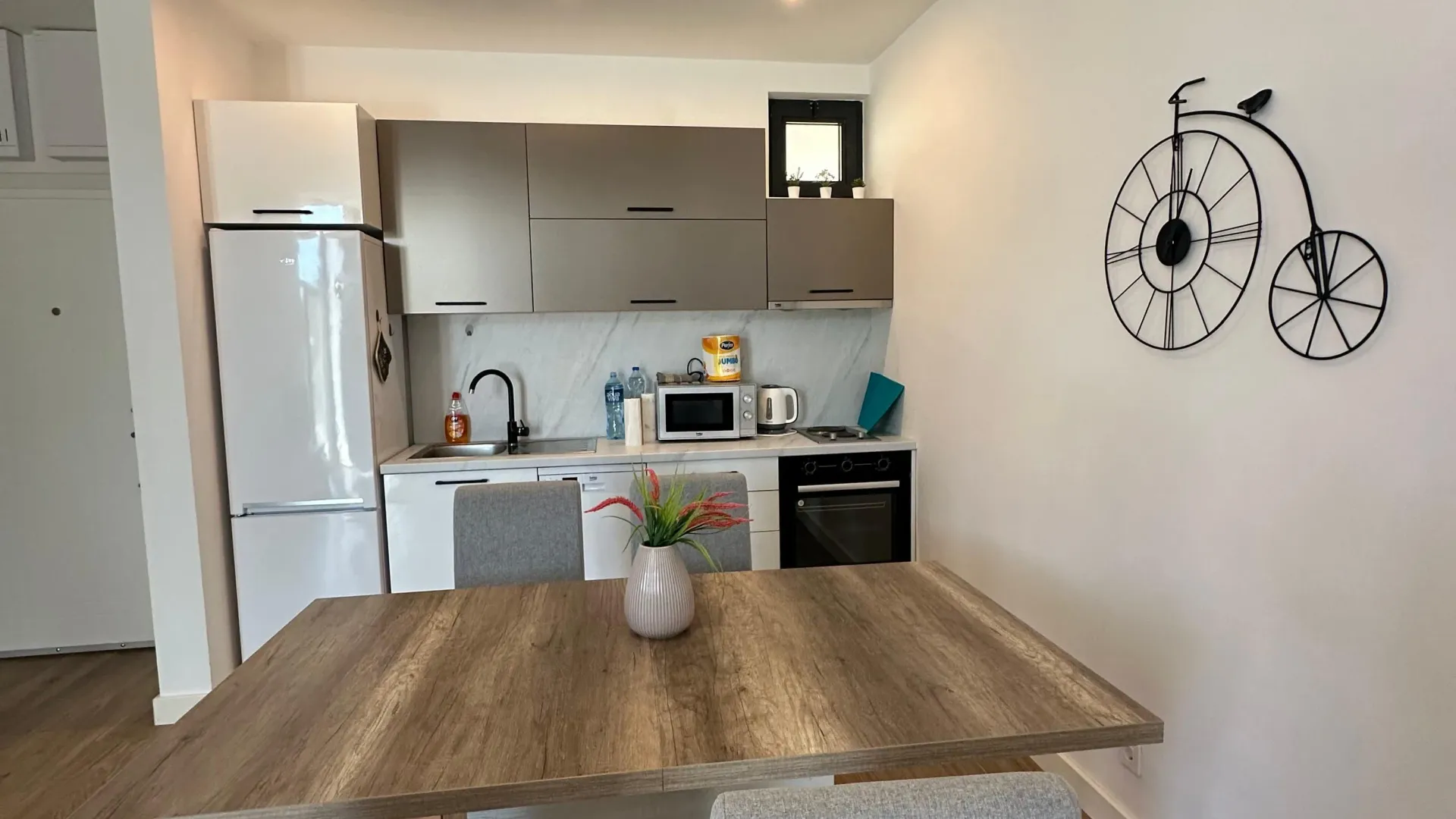 Rent, one bedroom apartment, 51m², Donja Lastva, Tivat