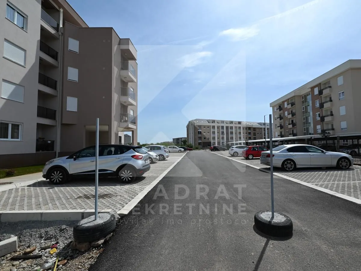 Rent, office space, 62m², Zabjelo, Podgorica