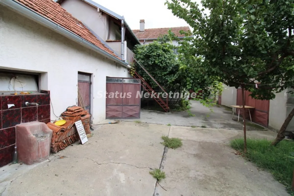 Prodaja, kuća, 170m², Kać, Novi Sad Sve Podlokacije