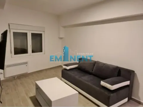 Izdavanje, stan, 42m², Savski Venac, Beograd - image 2