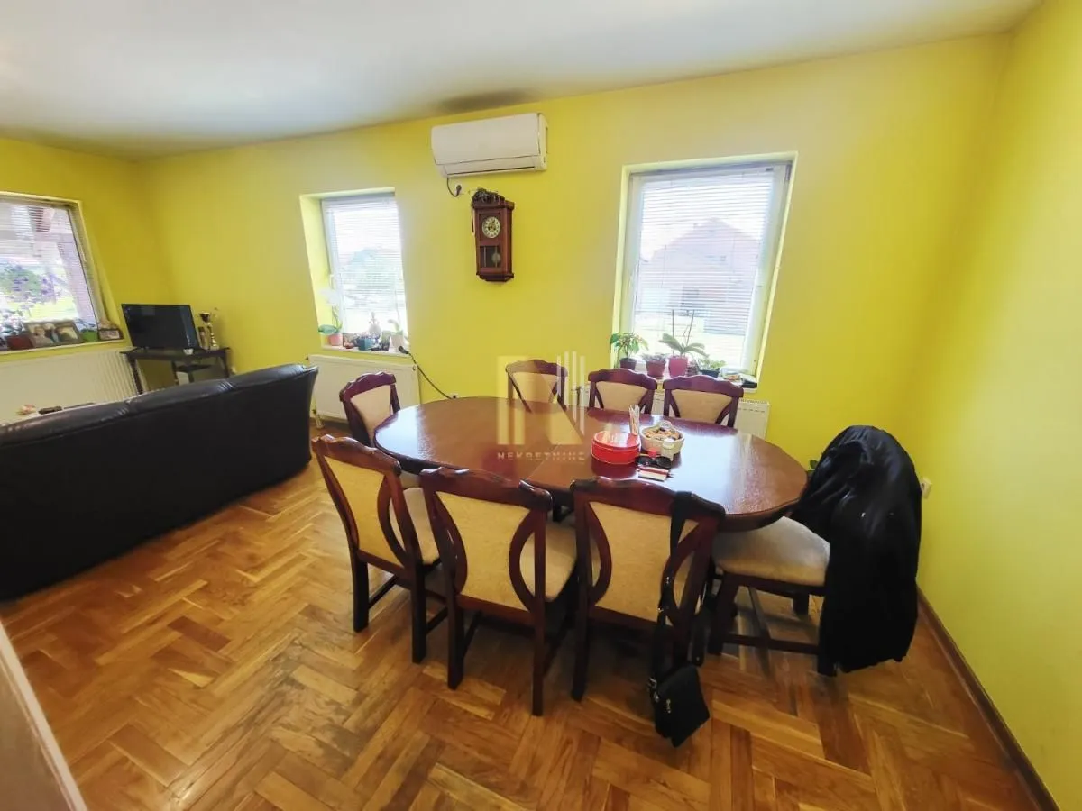 Prodaja, kuća, 119m², Rumenka, Novi Sad Sve Podlokacije