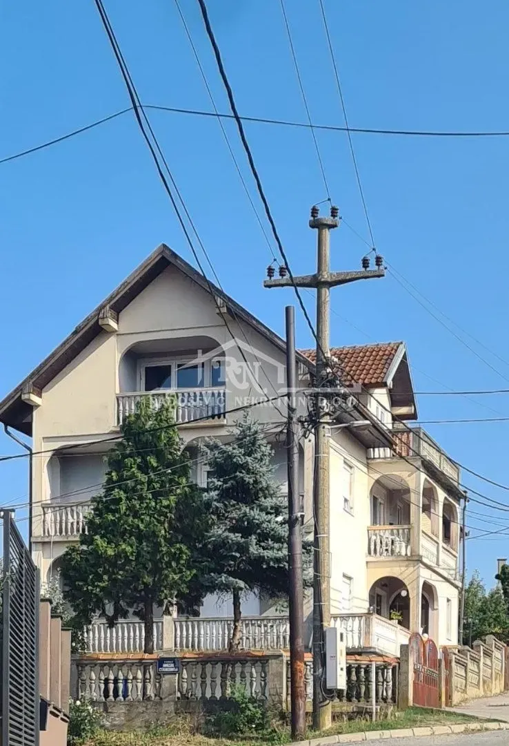 Sale, house, 332m², Čukarica, Beograd