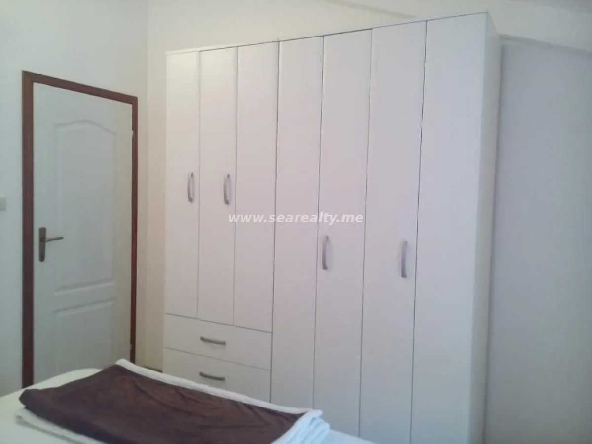 Rent, studio apartment, 52m², Budva, Crna Gora